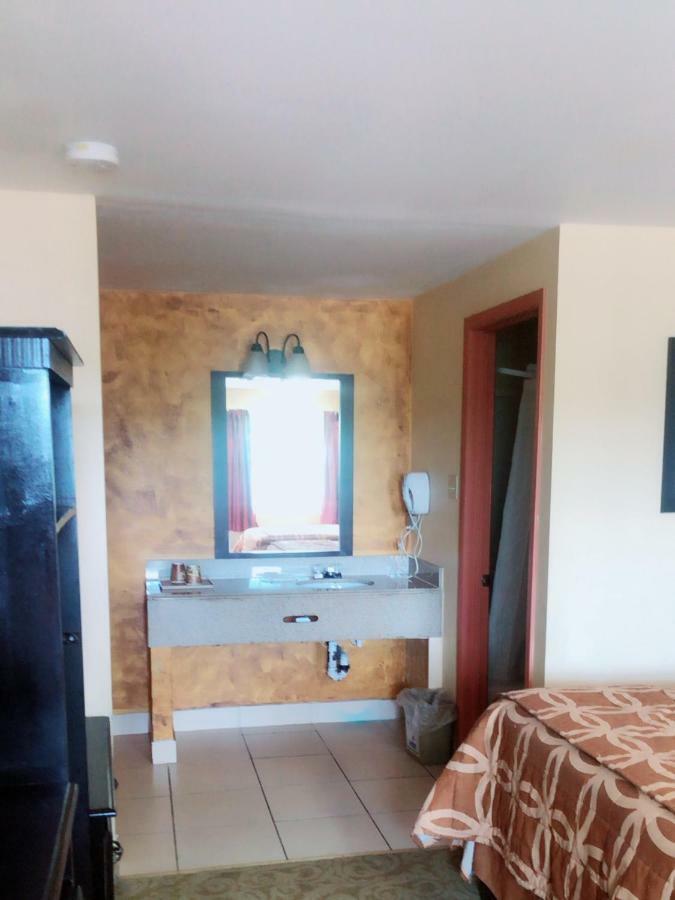 Sunflower Inn Galloway Εξωτερικό φωτογραφία